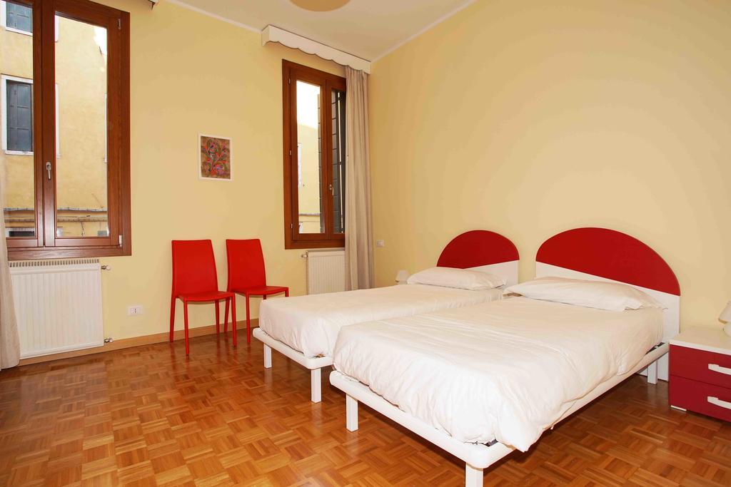 Ca' Geremia Apartment Βενετία Δωμάτιο φωτογραφία